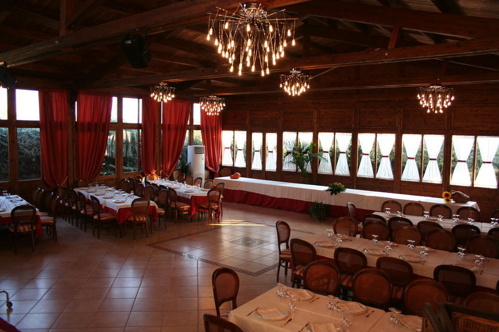 Отель Agriturismo Antico Leccio Джоя-дель-Колле Экстерьер фото