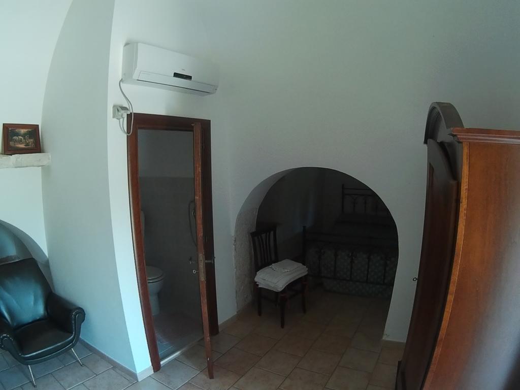 Отель Agriturismo Antico Leccio Джоя-дель-Колле Экстерьер фото